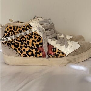 ShuShop Pauline Leopard Print Sneakers with Star Accent